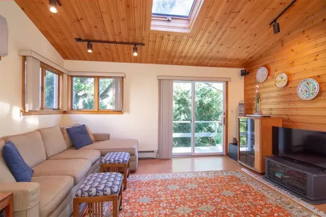 466 California Road Bronxville NY 10708