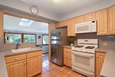 466 California Road Bronxville NY 10708