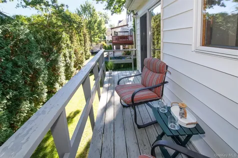 466 California Road Bronxville NY 10708