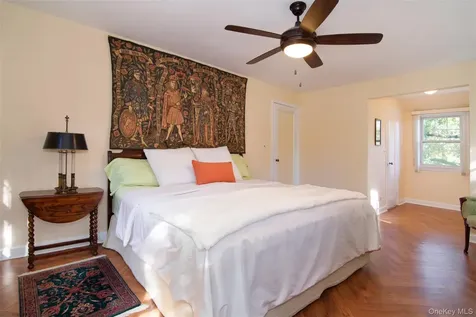 466 California Road Bronxville NY 10708