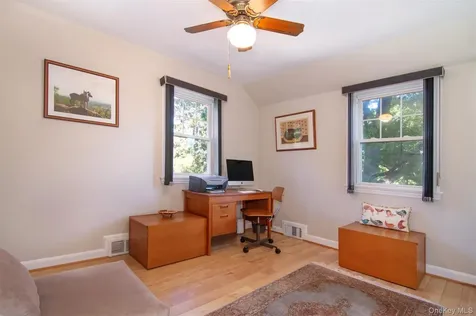 466 California Road Bronxville NY 10708