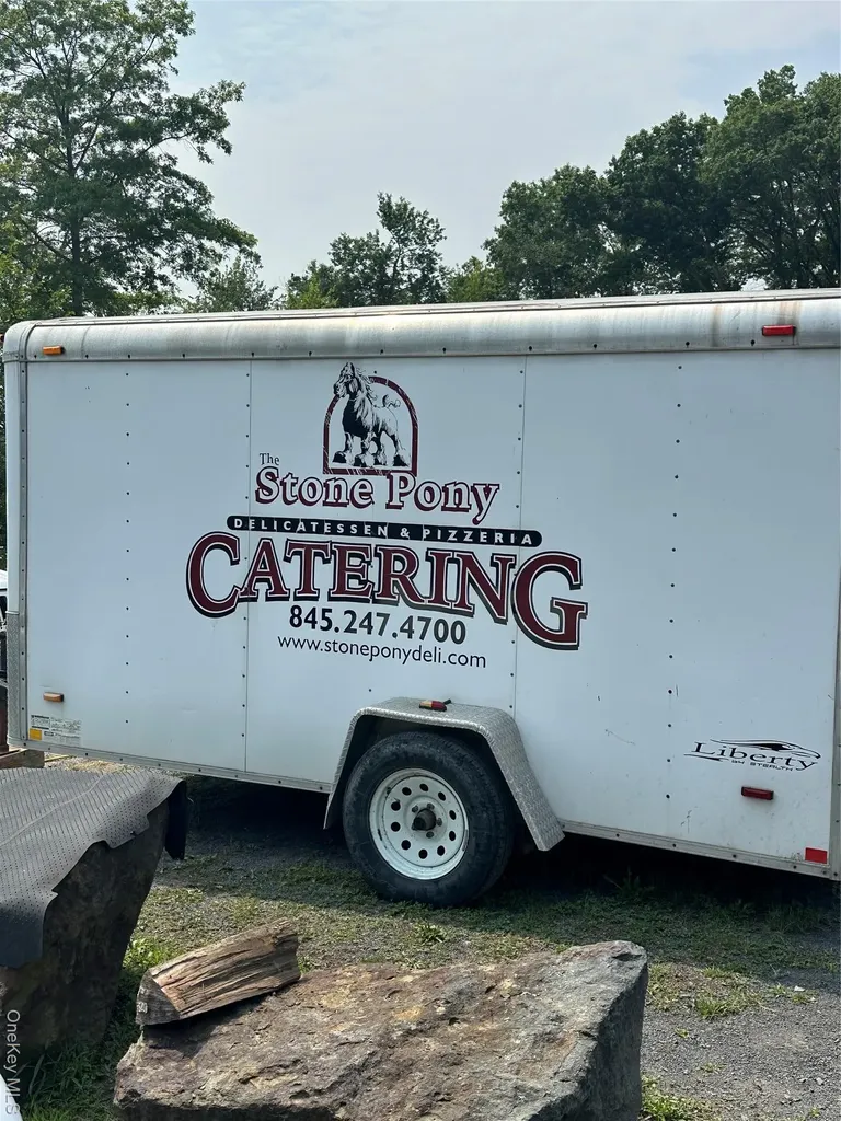 963 Kings Highway Saugerties NY 12477