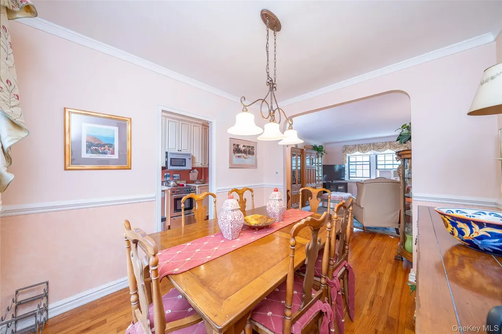 180 Garth Road Scarsdale NY 10583