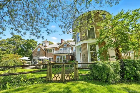 11 Carriage House Road Waccabuc NY 10597