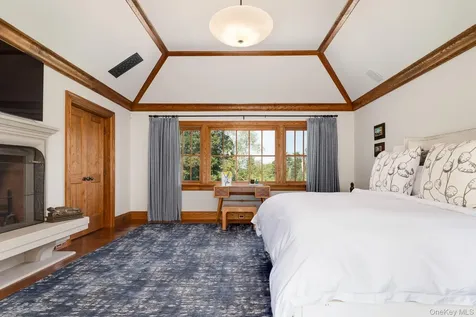 11 Carriage House Road Waccabuc NY 10597