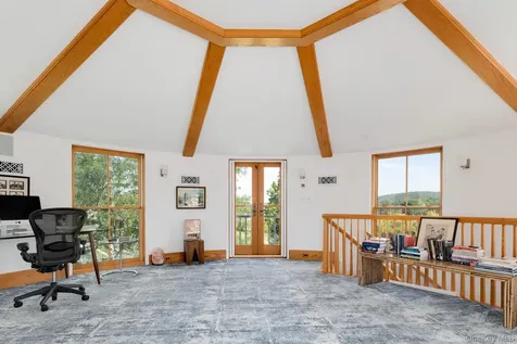 11 Carriage House Road Waccabuc NY 10597