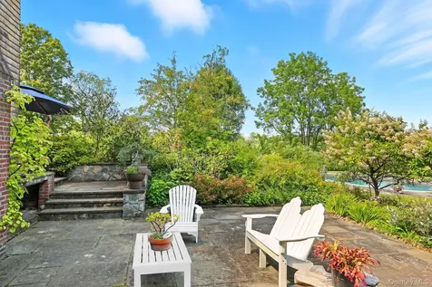 11 Carriage House Road Waccabuc NY 10597