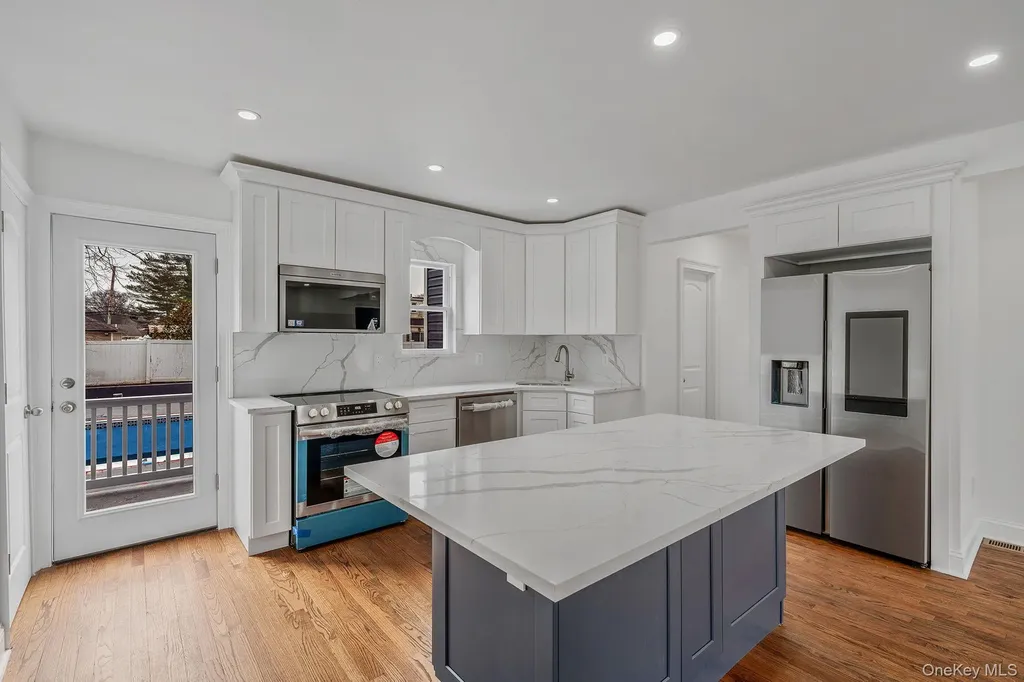 255 Moore Avenue Freeport NY 11520