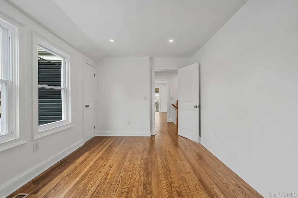 255 Moore Avenue Freeport NY 11520