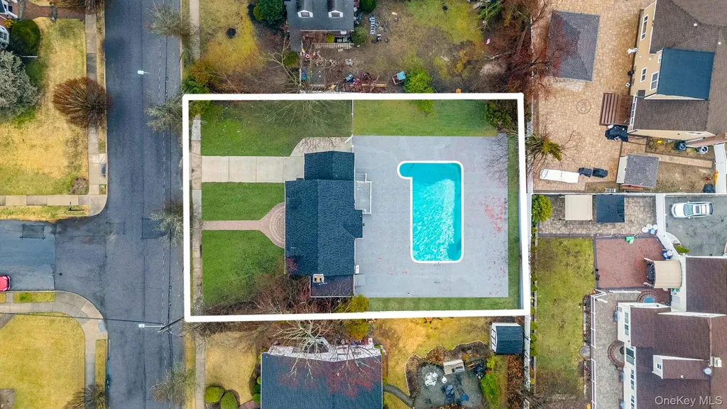 255 Moore Avenue Freeport NY 11520
