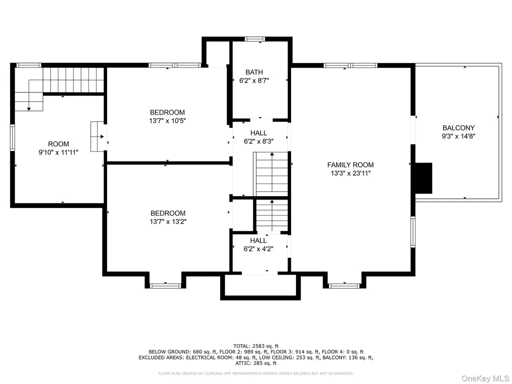255 Moore Avenue Freeport NY 11520