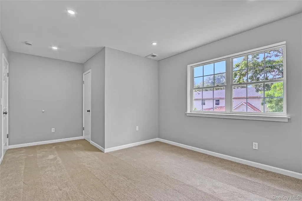 125 Smith Street Central Islip NY 11722