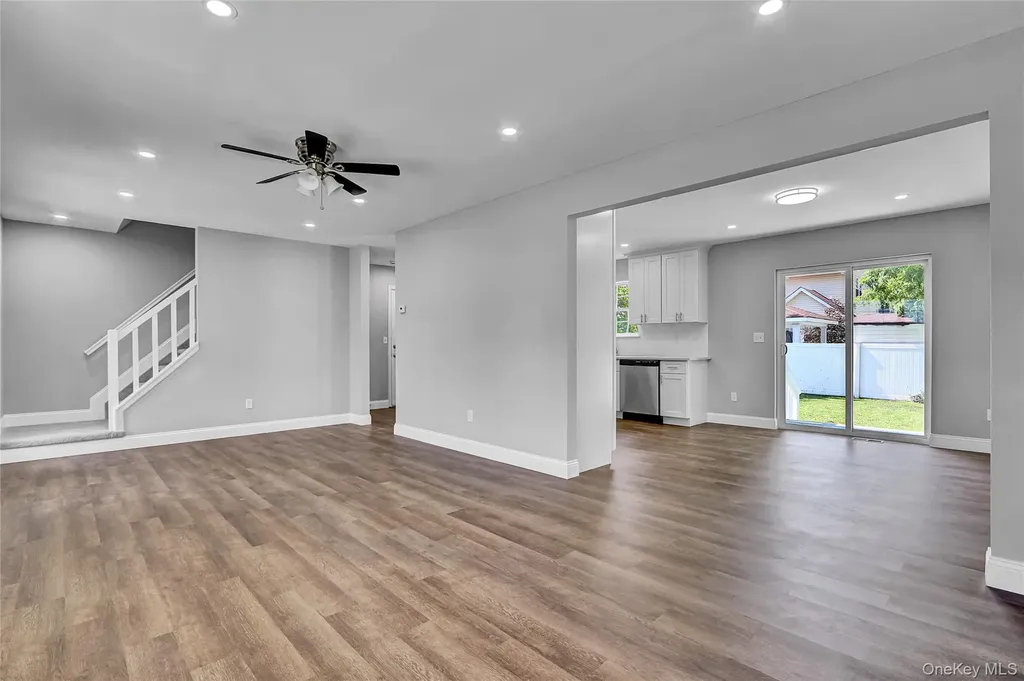 125 Smith Street Central Islip NY 11722