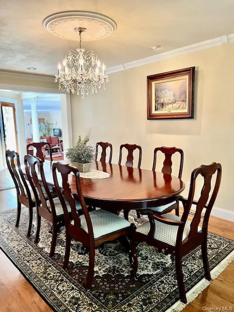 48 River Heights Drive Smithtown NY 11787