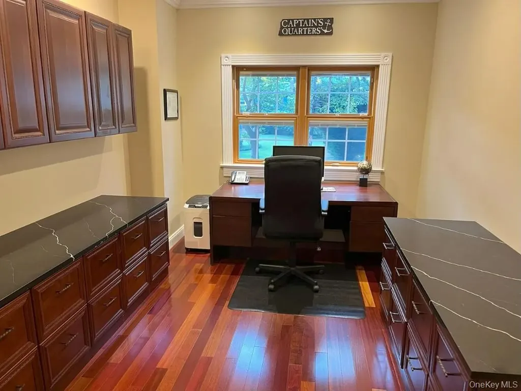 48 River Heights Drive Smithtown NY 11787
