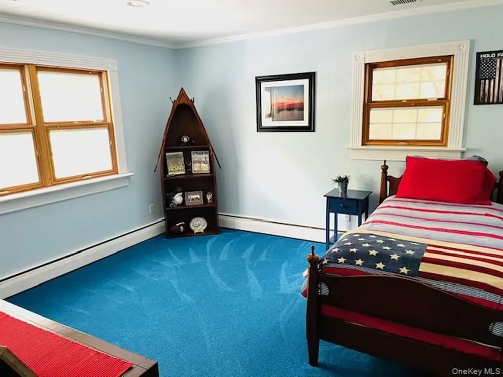 48 River Heights Drive Smithtown NY 11787
