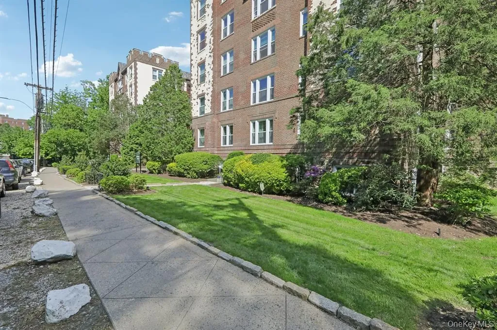 1470 Midland Avenue Yonkers NY 10708