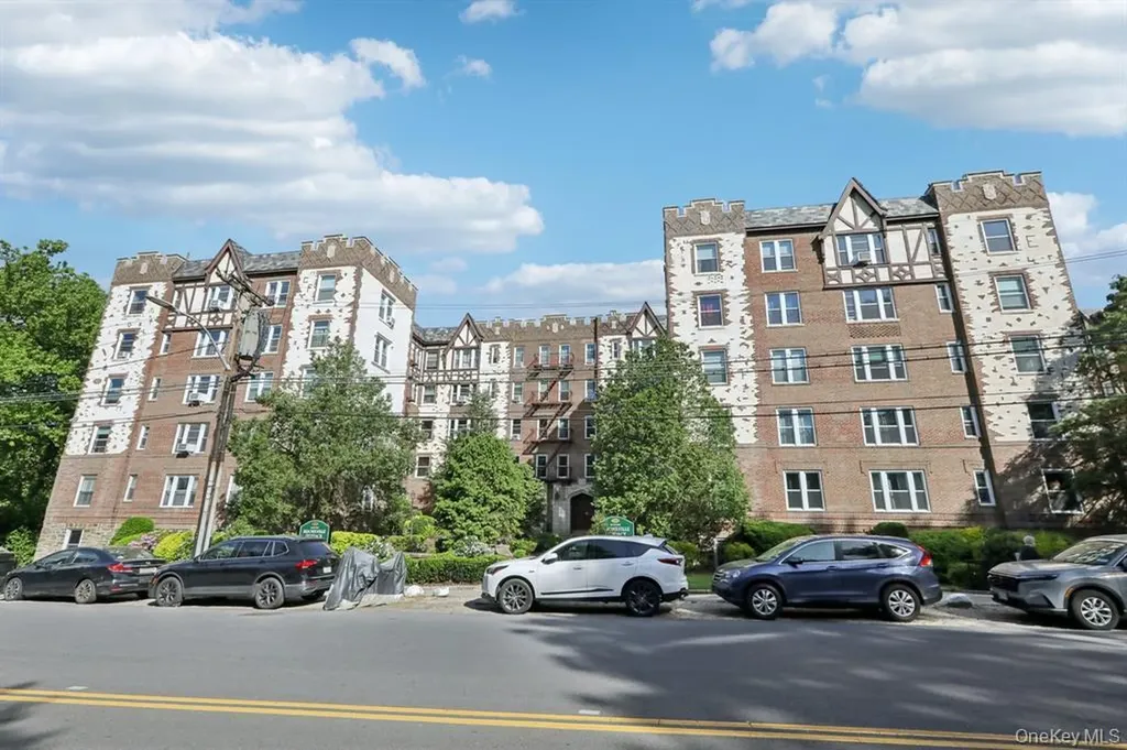 1470 Midland Avenue Yonkers NY 10708