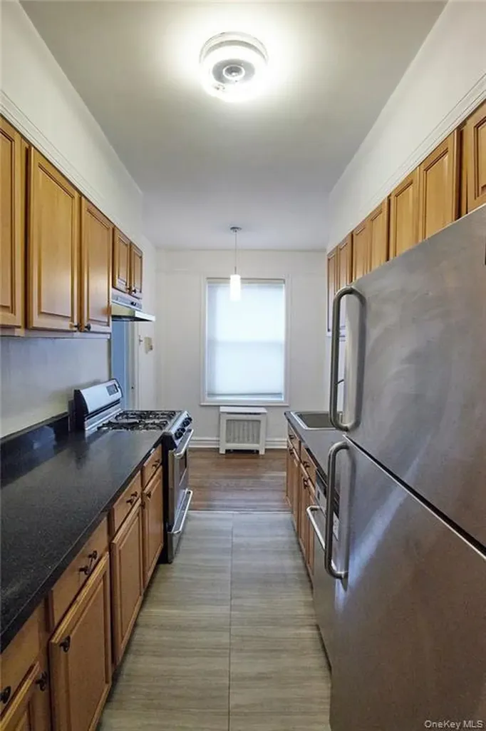 1470 Midland Avenue Yonkers NY 10708