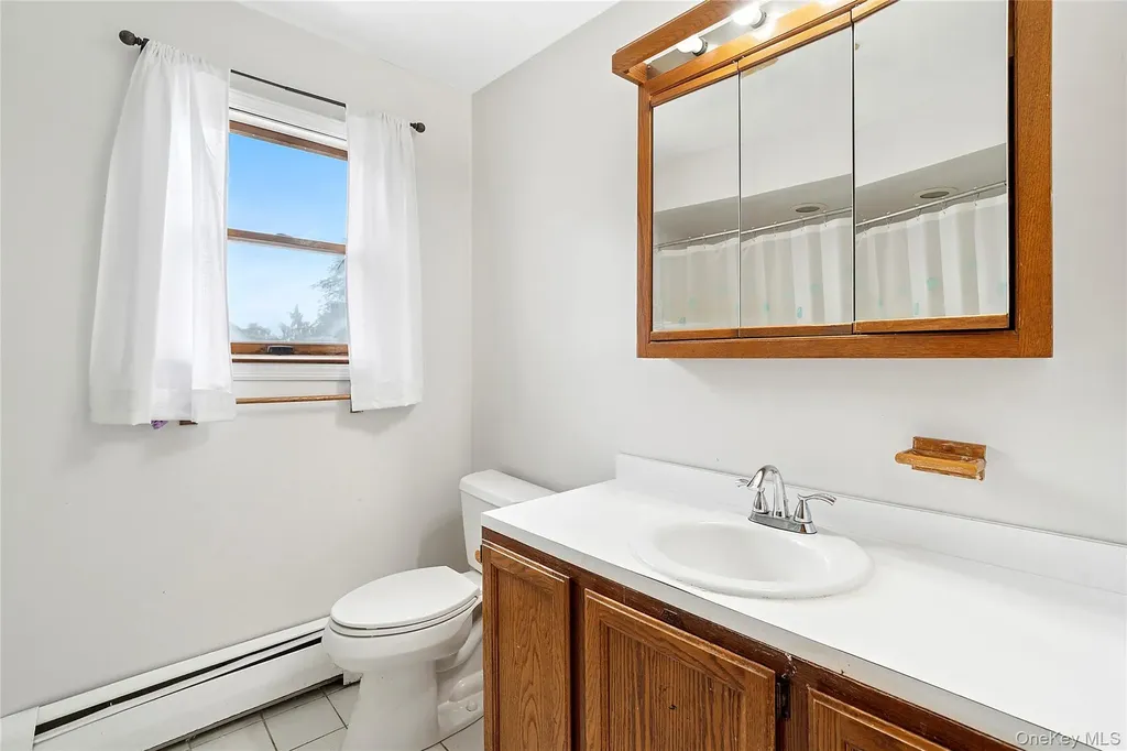 79 Elizabeth Drive Bethpage NY 11714