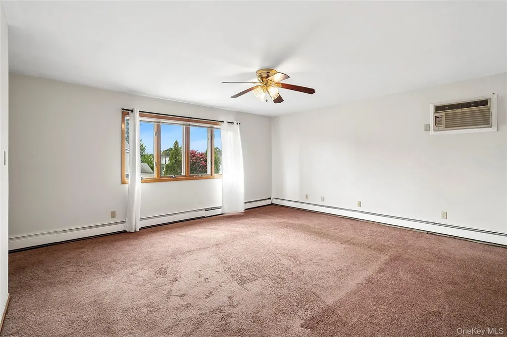 79 Elizabeth Drive Bethpage NY 11714