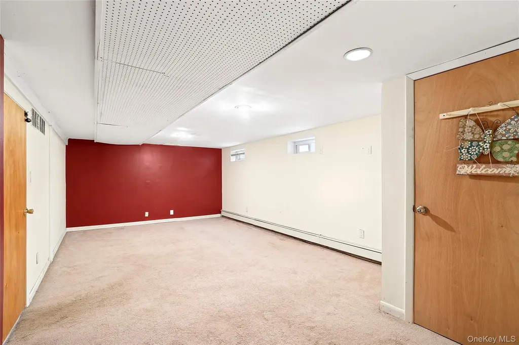 79 Elizabeth Drive Bethpage NY 11714