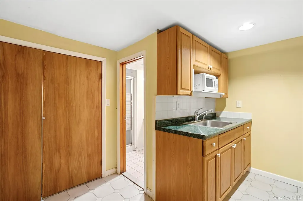 79 Elizabeth Drive Bethpage NY 11714