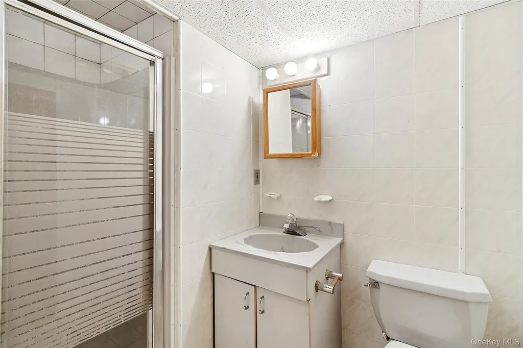 79 Elizabeth Drive Bethpage NY 11714