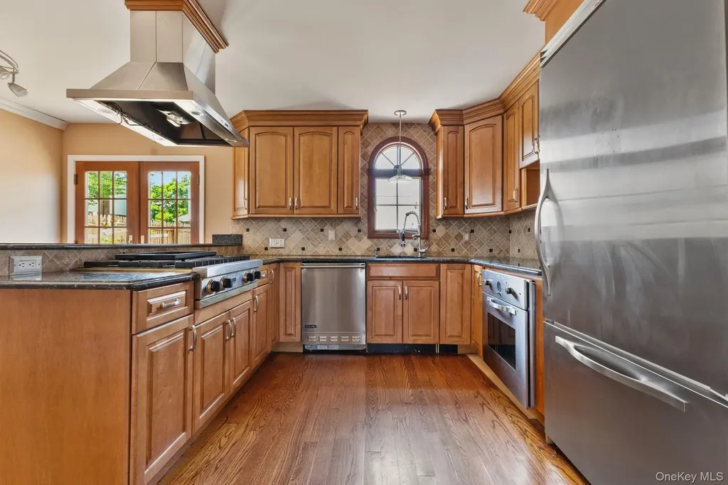 3199 Tierney Place Bronx NY 10465