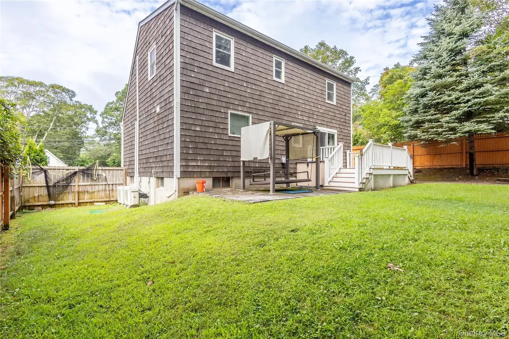 73 Mitchell Drive Sound Beach NY 11789