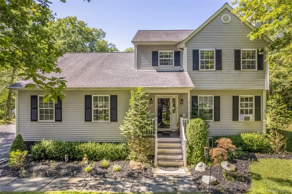 32 Stella Drive Gardiner NY 12525