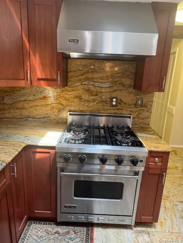 4 Tory Circle Tappan NY 10983