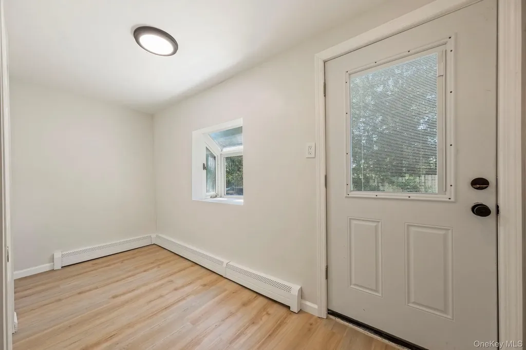 8 Mapes Lane Monroe NY 10950