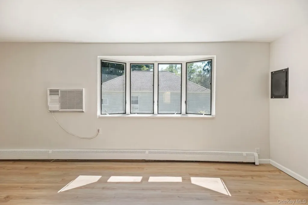 8 Mapes Lane Monroe NY 10950