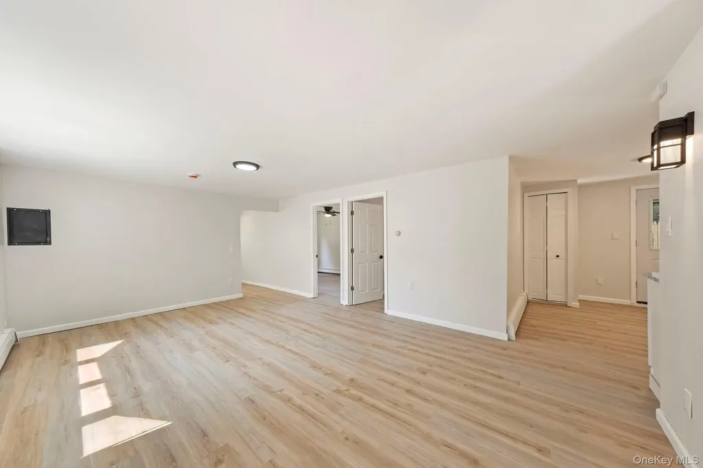 8 Mapes Lane Monroe NY 10950