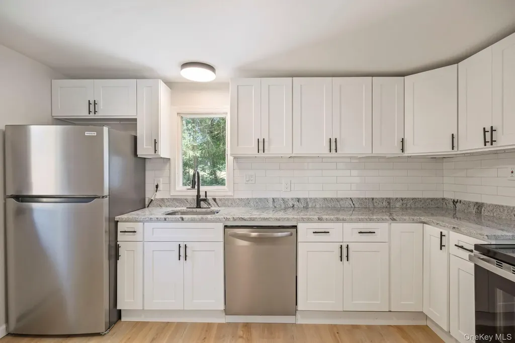 8 Mapes Lane Monroe NY 10950