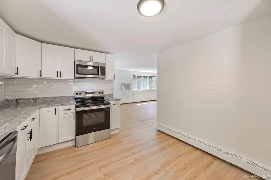 8 Mapes Lane Monroe NY 10950