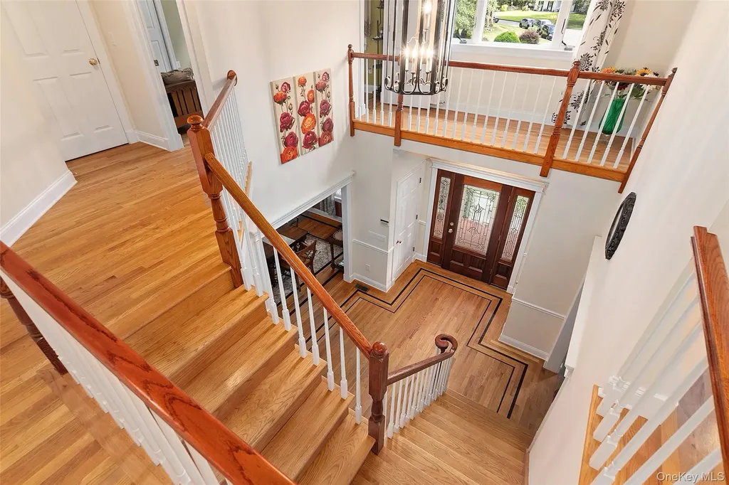 8 Crecco Place Mahopac NY 10541