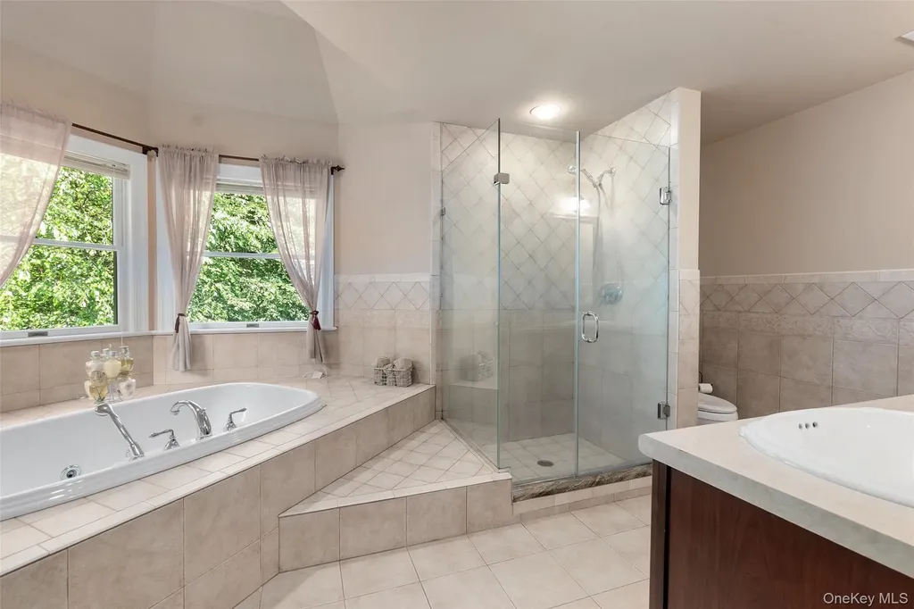 8 Crecco Place Mahopac NY 10541