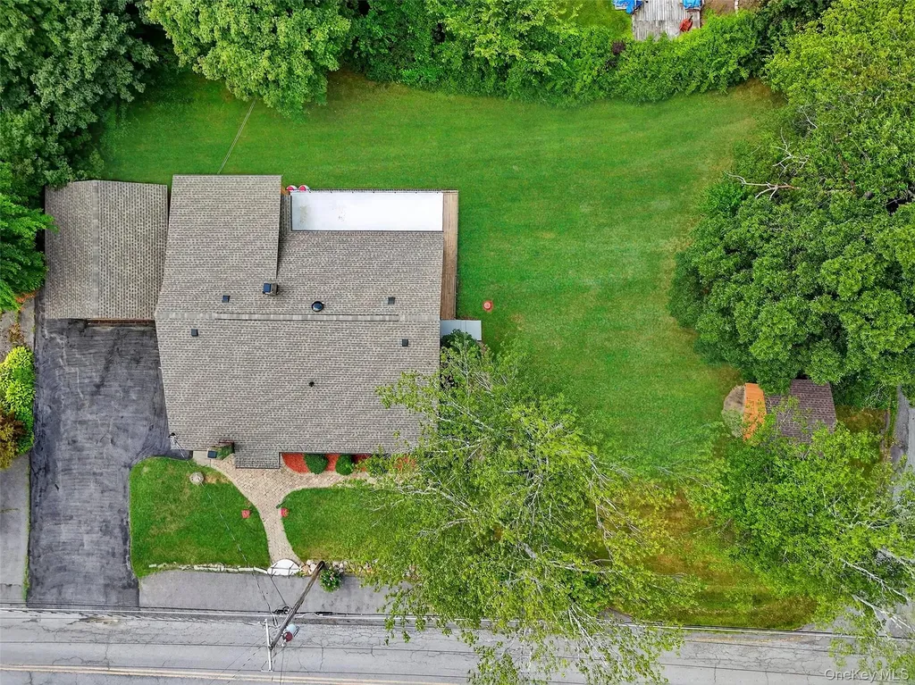 125 Putnam Drive Carmel NY 10512