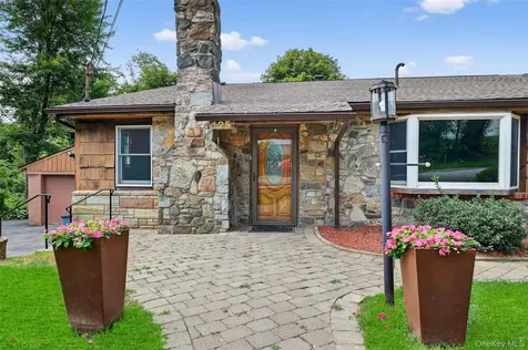 125 Putnam Drive Carmel NY 10512