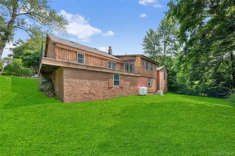 125 Putnam Drive Carmel NY 10512