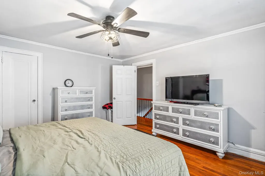 2543 Mickle Avenue Bronx NY 10469