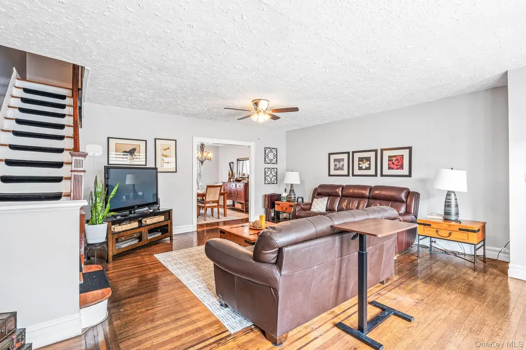 2543 Mickle Avenue Bronx NY 10469