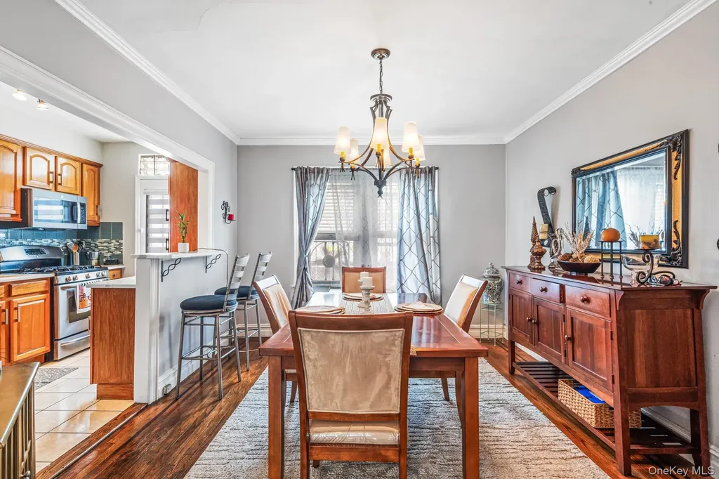 2543 Mickle Avenue Bronx NY 10469