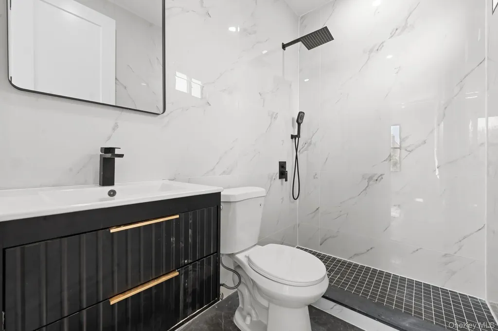 529 E 54th Street Brooklyn NY 11203