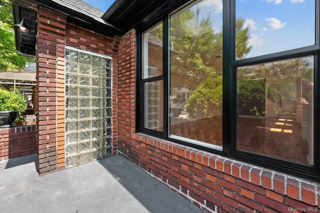529 E 54th Street Brooklyn NY 11203
