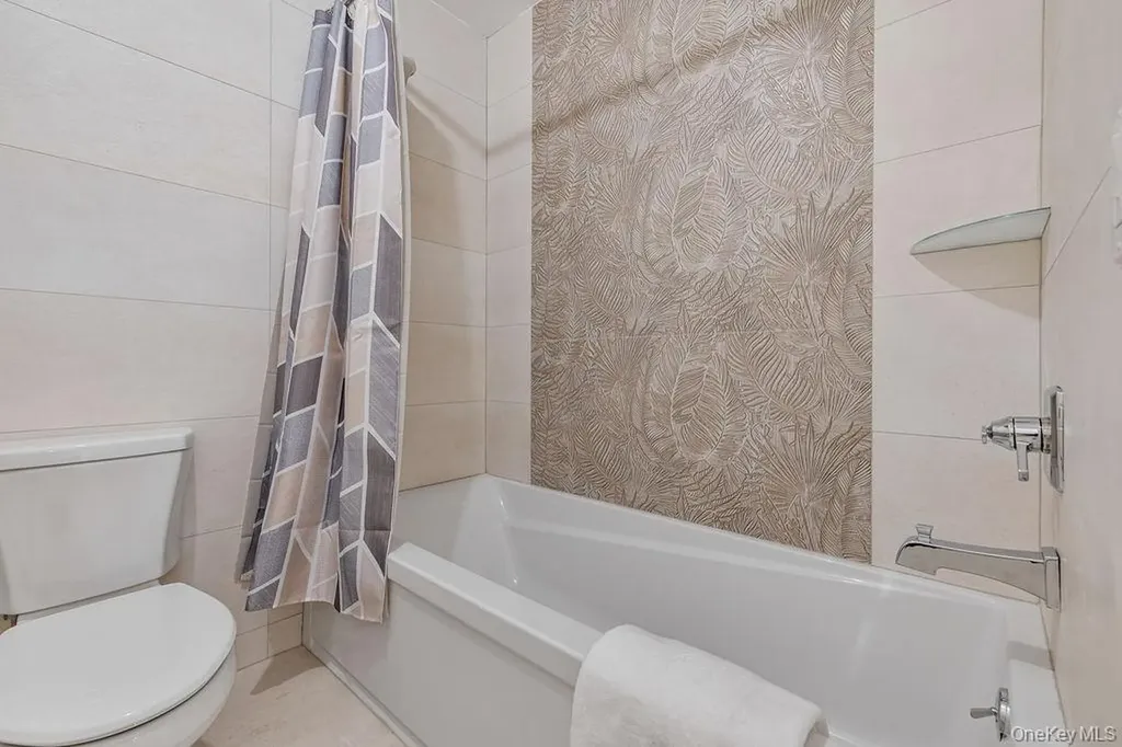 17 Union Road Spring Valley NY 10977