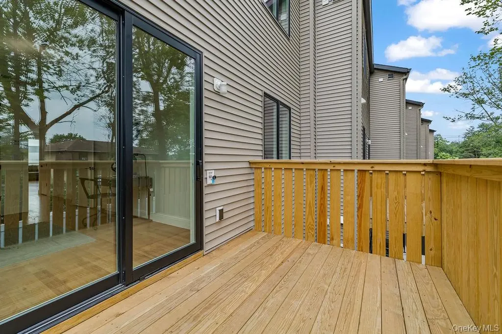 17 Union Road Spring Valley NY 10977