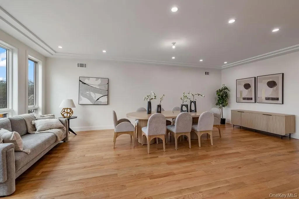 17 Union Road Spring Valley NY 10977